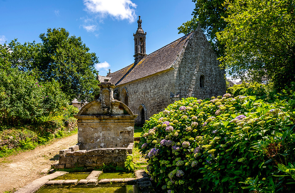 Découvrez le Cronan depuis le camping Pors Peron en Bretagne dans le Finistère Sud